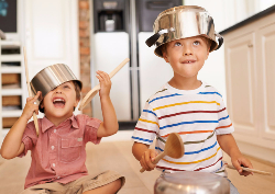 kids with pan hats